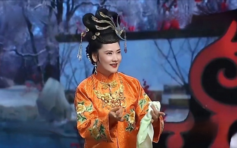 何赛飞